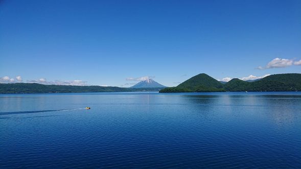 🏞️ 洞爺湖
環湖步道、溫泉街、中島