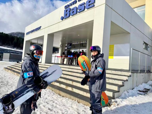集合與準備
請至少提前 5 分鐘抵達集合地點,依照客服或行前通知中的指示與教練會合。若有任何臨時狀況,客服將於群組中協助聯繫與引導。