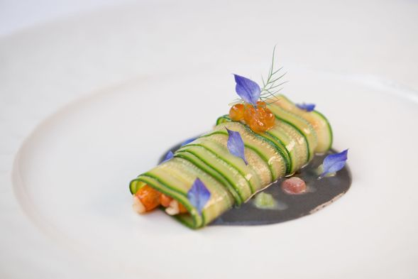 Mandapa kubu曼達帕庫布Ayung河谷六道式晚餐