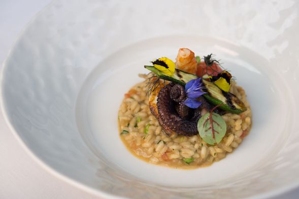 Mandapa kubu曼達帕庫布Ayung河谷六道式晚餐