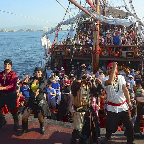 Pirate Dinner Cruis海盜船夕陽晚宴