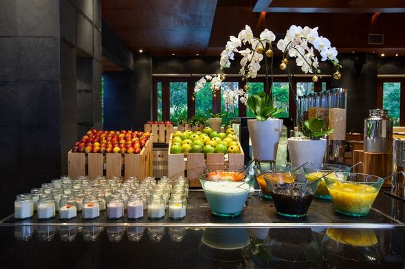 THE LAGUNA BALI 拉古拿 BANYU BIRU國際自助晚餐