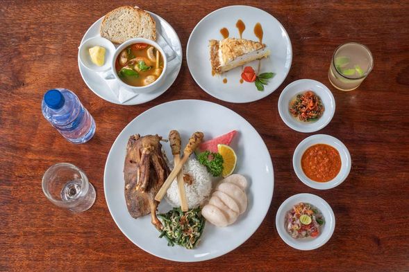 BEBEK BENGIL 烏布人氣髒鴨餐