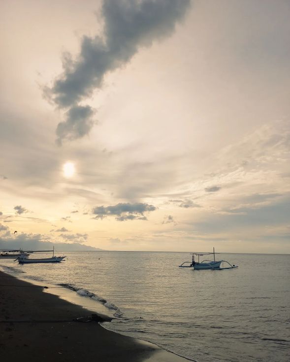 NEW SUNARI LOVINA BEACH RESORT