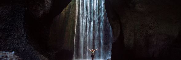 Tegenungan 森林瀑布