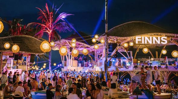 FINNS Beach Club海灘俱樂部(低消自理)