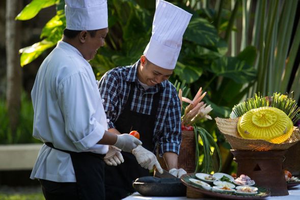 KAYUMANIS 肉桂烹飪課程 & 市場巡禮