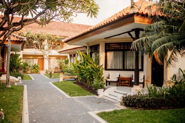 NEW SUNARI LOVINA BEACH RESORT