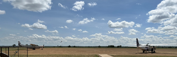抵達後由專人接機,前往位於阿魯沙郊區的安靜花園別墅休息,為旅程做調整與準備。