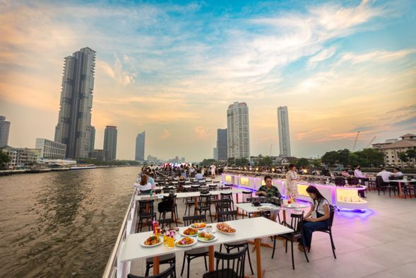 Board the cruise and enjoy a buffet dinner blending Thai and international flavors