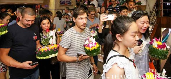 Float your Banana Leaf Krathong (provided by the cruise)