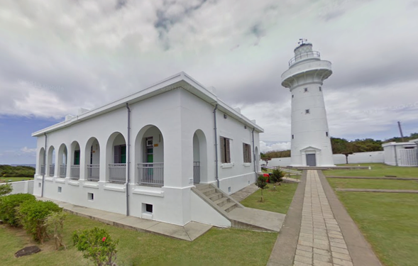 走訪全台最南端的燈塔,且有軍事防衛用意的鐵製武裝燈塔 - 鵝鑾鼻燈塔