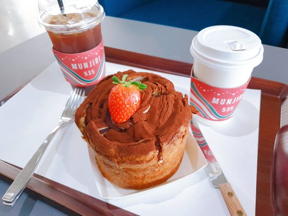 品嘗每一間的特色甜品