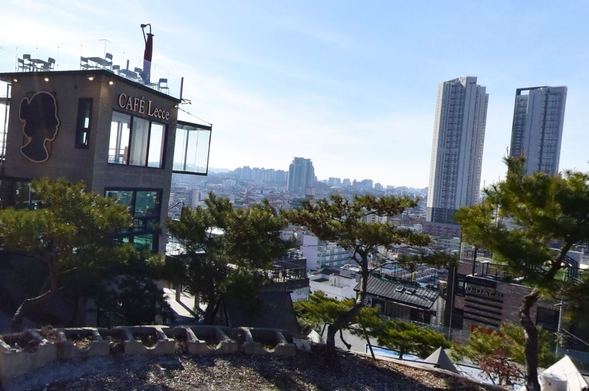 靠近清洲機場的景點 - 特色咖啡廳的天空之窗,眺望整個清州市區