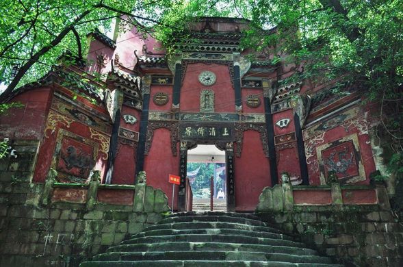 🏯 重慶・老君洞|山城之上的道教古觀
走進南山深處的老君洞,探訪重慶歷史悠久的道教文化古蹟。🏯🌿