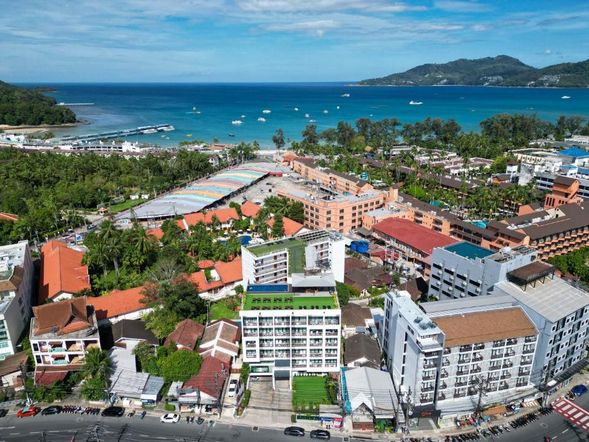 Paripas Patong HOTEL