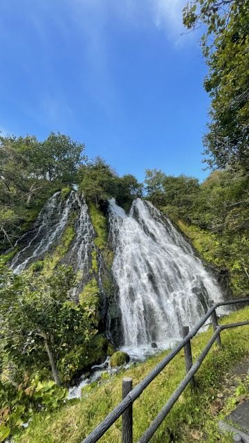 オシンコシンの滝(トイレ休憩含む)