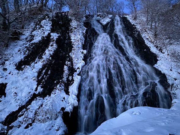 オシンコシンの滝