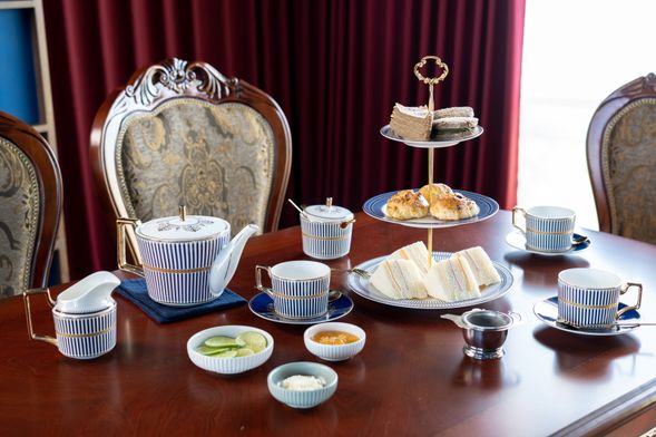 在舒適的英倫風格茶室,醉心於正統英式紅茶。