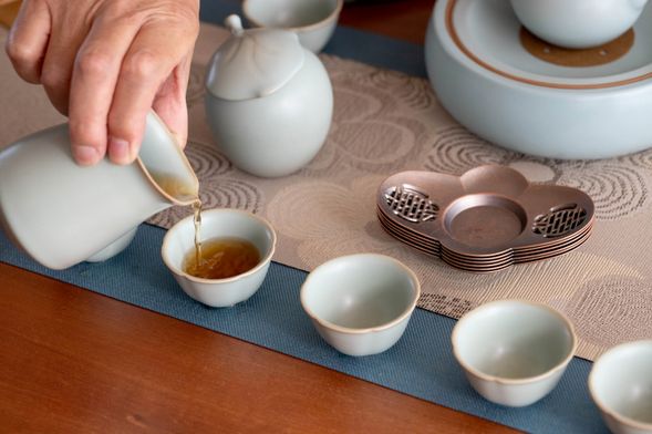 由專業茶人示範