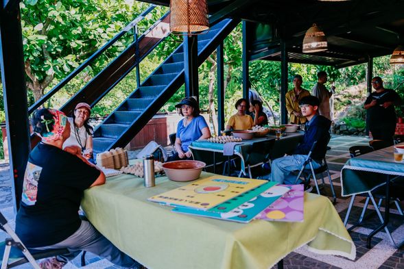 認識「雞、蛋、紅土」的自然循環,學習永續理念
