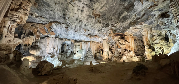 甘果鐘乳石洞冒險之路