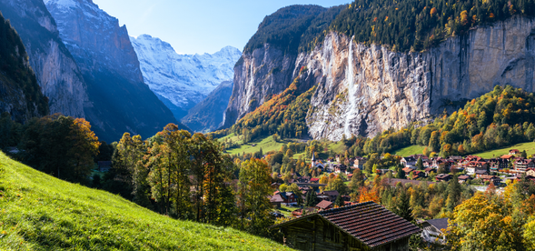 勞特布魯嫩瀑布谷