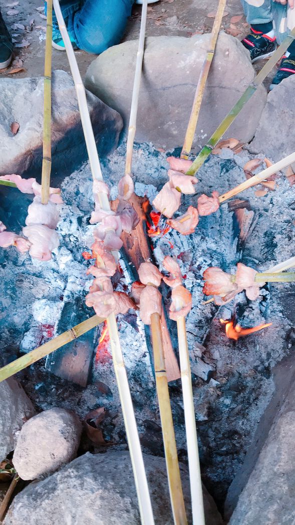 09:10-12:00 環境介紹、歡迎儀式、烤肉體驗 、入山儀式、獵人廊道體驗、植物及文化介紹