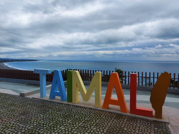 09:30-09:50 太麻里華源曙光觀景台,欣賞海景,居高臨下欣賞南迴鐵道火車經過