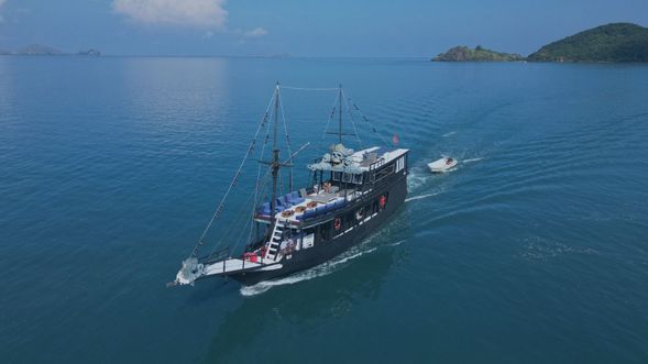 Depart from Labuan Bajo Harbour