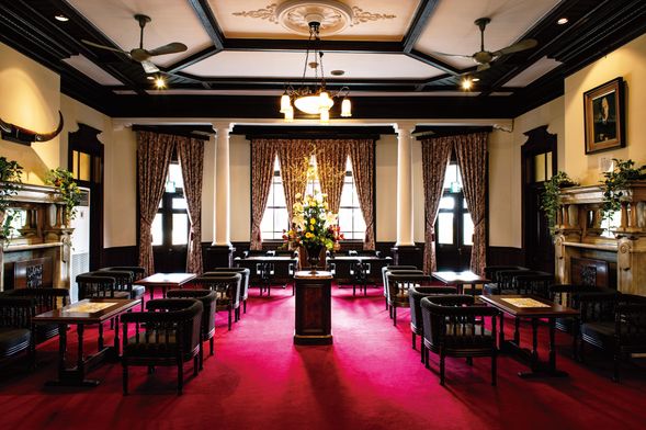 Take a cab to Mitsui-Minato Club