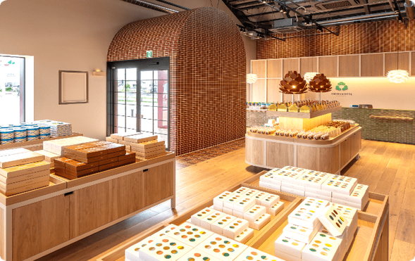 SHIRUKOTTE
※Shopping at SHIRUKOTTE, the new brand store by Matsunaga Seika Co., Ltd.