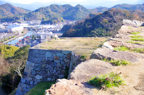Yonago Castle Ruins and strolling around the Castle Town(70min)