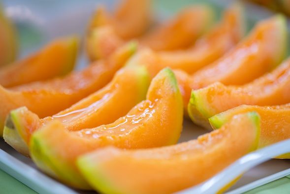 all-you-can-eat Yubari melon (30 mins)