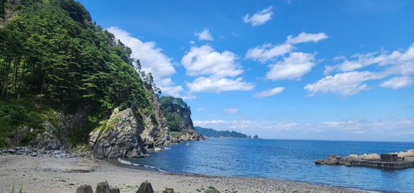 Buffet breakfast at the hotel with local ingredients
09:15
Depature Hotel
Depart hotel. Today we will hike the around the picturesque area of Goishi beach
Lunch on the trail.
18:10
Arrive Hotel and check in
Dinner at the Hotel
Stay overnight in Miyako area.
