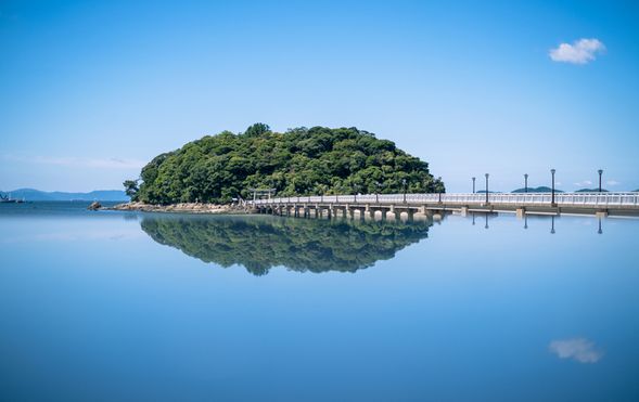 Takeshima Island (Explore the entire island, a recognized power spot / approx. 60 min)