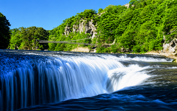 Fukiware Falls / Kyaraen
(Enjoy the dynamic waterfall, famous as the Niagara Falls of the East / approx. 40 minutes)