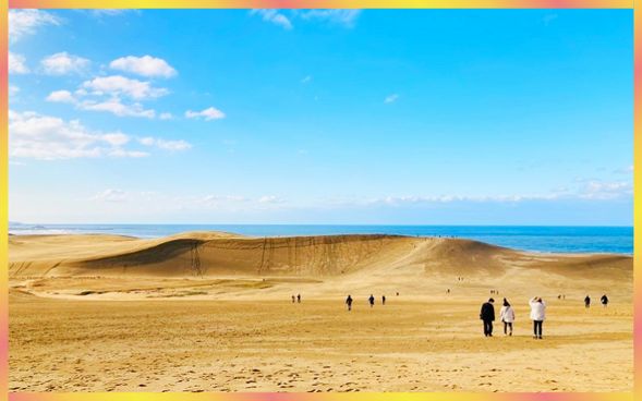 Tottori Sand Dunes: Explore Japan’s largest sand dunes freely, with optional sand dune lift ride (combined with lunch, approx. 2 hours 30 minutes).