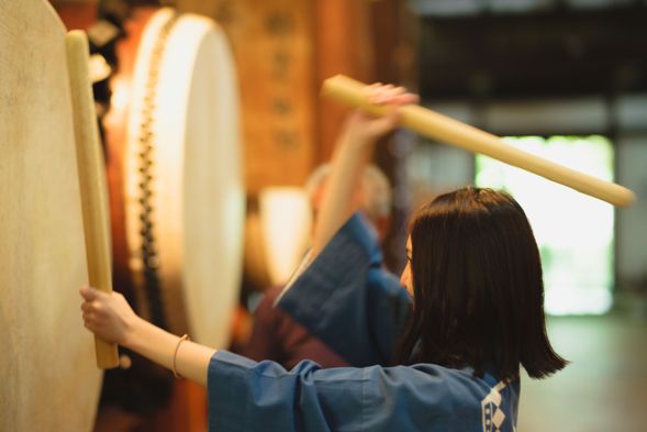 Taiko drum experience at the Taiko Drum Storage Museum (45 minutes)