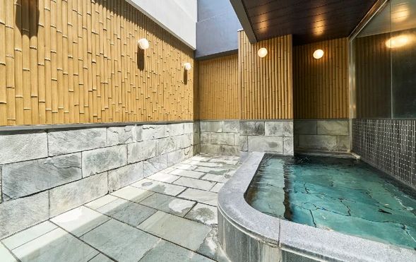 Stay at APA Hotel Toyama Ekimae
★ After check-in, dinner is on your own. Stay at a conveniently located hotel near the station!