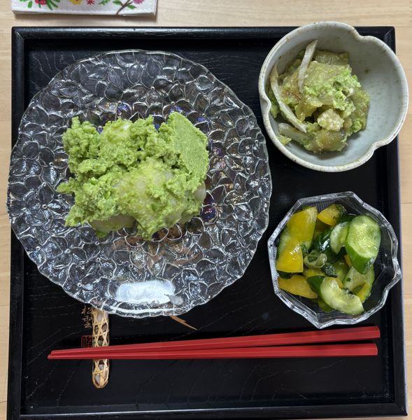 Eat Zundamochi and 2 side dishes