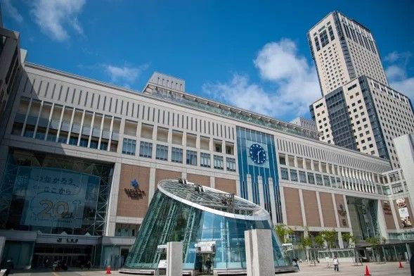 Back to Sapporo station then ends on-site(by walk or metro / fee is included )