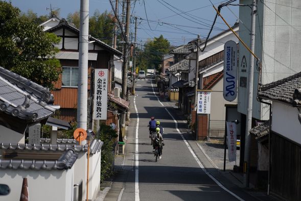 ☆E-BIKE Guided Tours☆
Duration: 5 hours
Mileage: 20km
Start time: 9:30 AM
End time: 2:30 PM