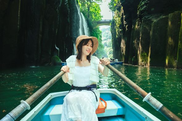 Takachiho Scenic Boat Experience!!