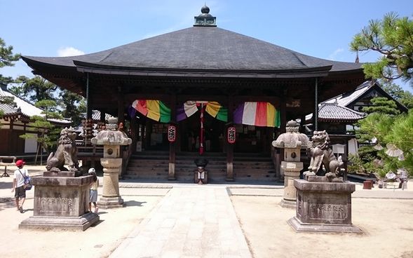 Amanohashidate Shrine & Chionji Temple Area
Enjoy a stroll through the scenic pine grove and visit Amanohashidate Shrine, a popular spiritual spot for love and relationships. Guests who wish may also visit Amanohashidate View Land at an additional fee for spectacular views of Amanohashidate.
Approx. 60 minutes