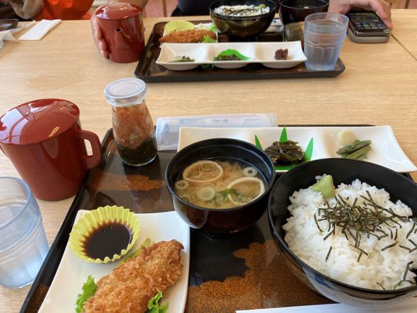 Lunch at Jodogahama Rest House
14:00
Depart from Jodogahama Rest House and take a local bus to Miyako Station, tour ends upon arrival at around 14:30