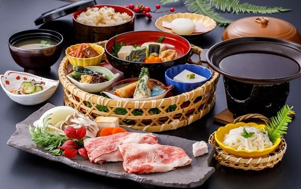 Ichinohashi Tenpu
(A hearty meal! Wakayama brand beef! Kumano beef sukiyaki set meal/about 60 minutes)