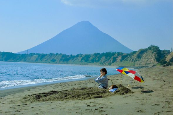 Sand Bathing Sayuri
Please enjoy our sand bath experience.