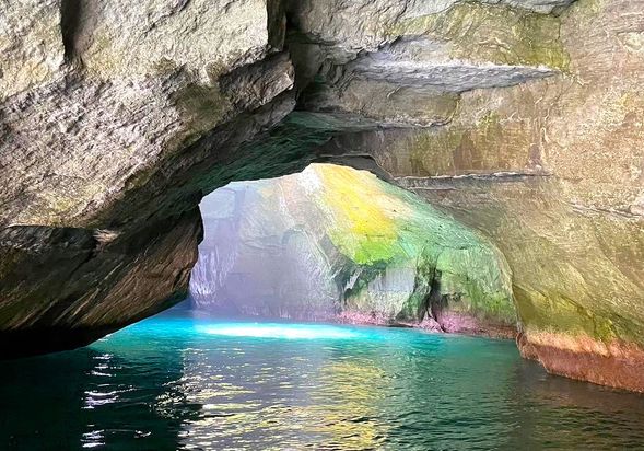 ②Blue Cave Plan
Arrival at Dogashima
Cruise to explore the Blue Cave.