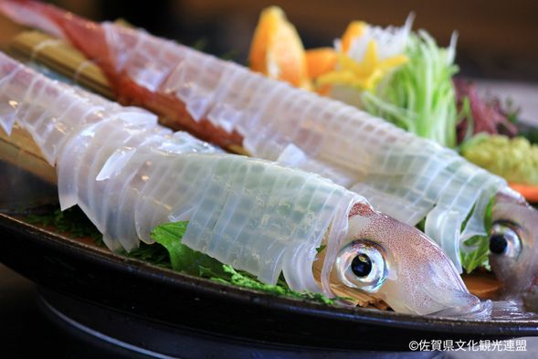 12:30 Squid cuisine lunch (65 mins)